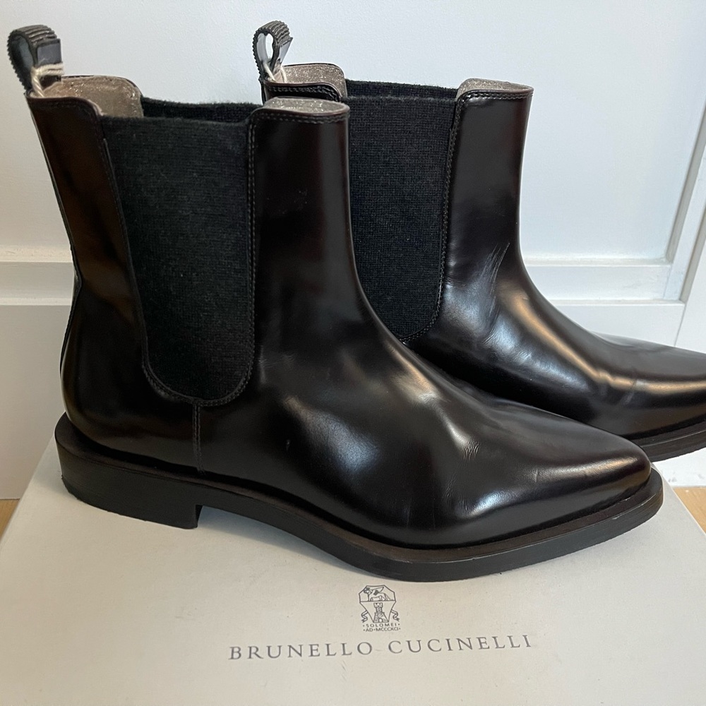 Brunello Cucinelli Chelsea Boots Black **NEW** with box and dust bag